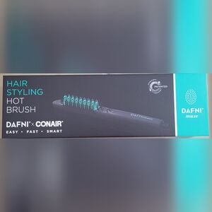 NIB. SRP. 50.00. DAFNI X Conair Muse, Smoothing & Styling Hot Brush.